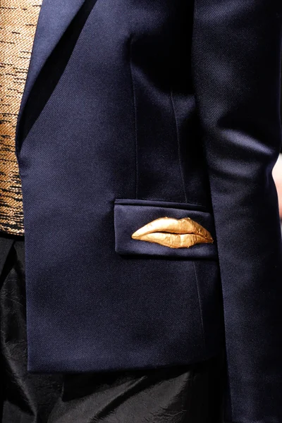 Look 8